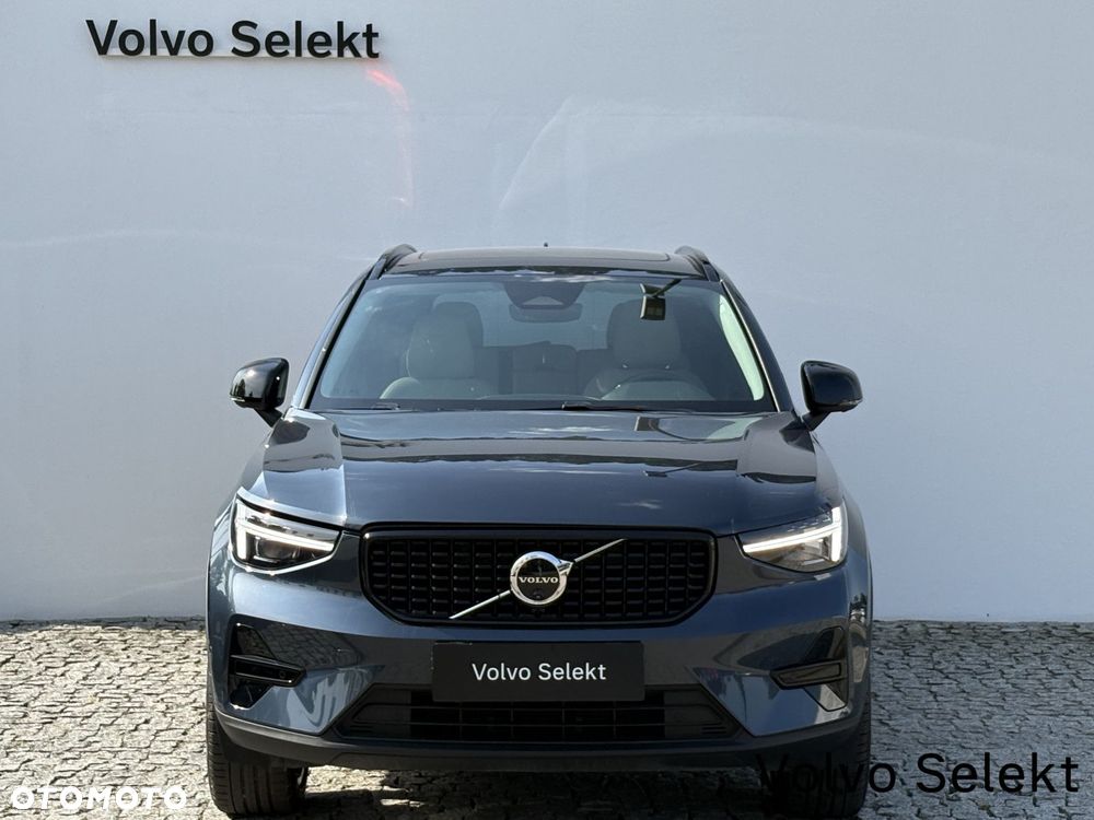 Volvo XC 40 - 4