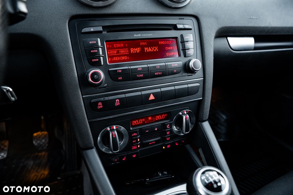 Audi A3 Sportback 2.0 TDI DPF Attraction - 32