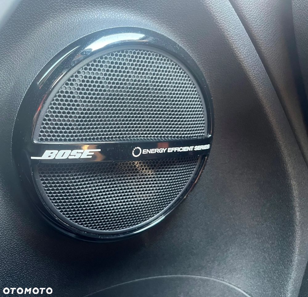 Renault Megane ENERGY TCe 115 Start & Stop Bose Edition - 11
