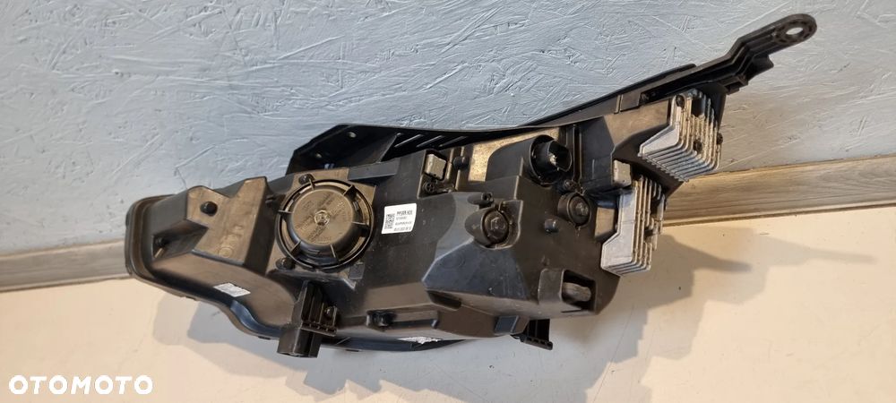 Lampa FULL LED przód prawa HYUNDAI I30 III LIFT 20-. - 6