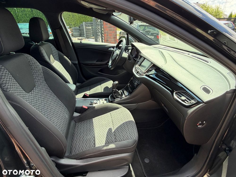 Opel Astra 1.4 Turbo Dynamic - 27