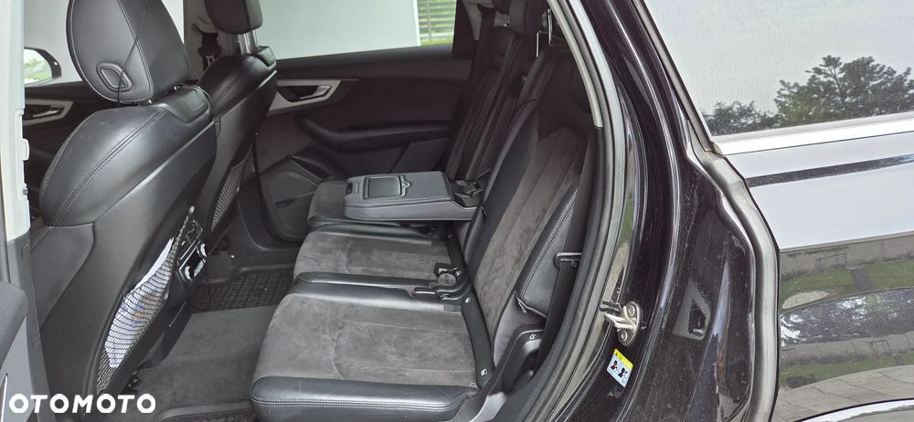 Audi Q7 - 9