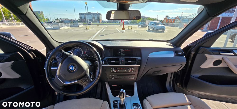 BMW X3 xDrive20d - 14