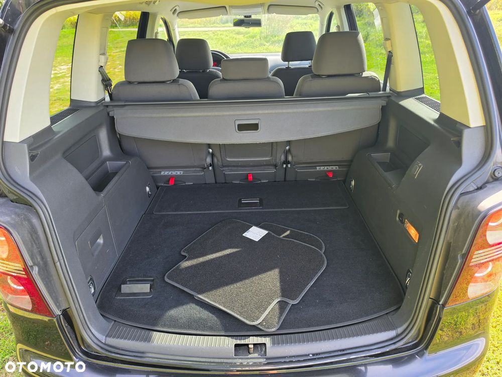 Volkswagen Touran 2.0 TDI United - 8