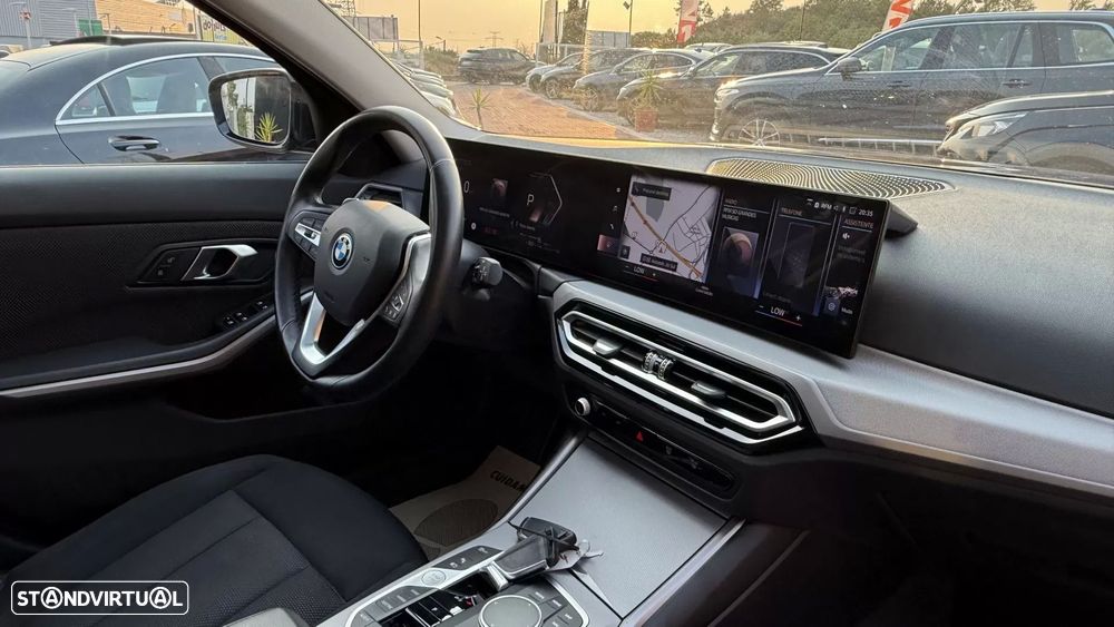 BMW 330 e Aut. Luxury Line - 35