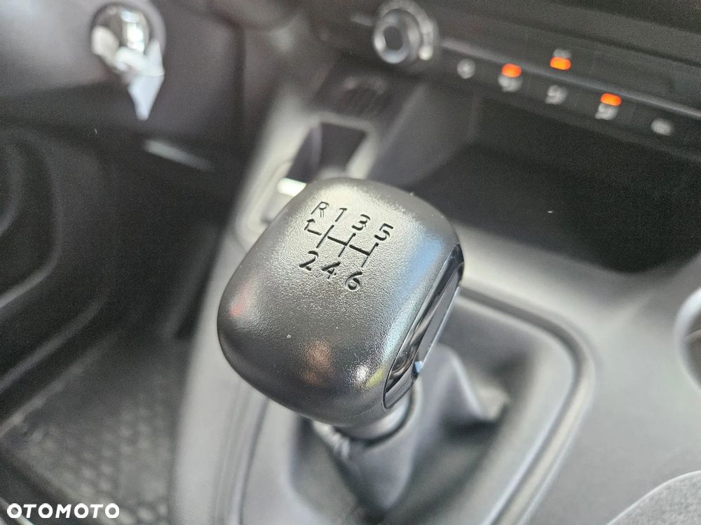 Opel Combo LONG 1.5 TURBO D - 19