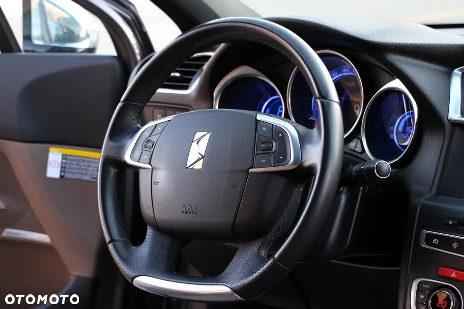 DS Automobiles DS 4 - 11