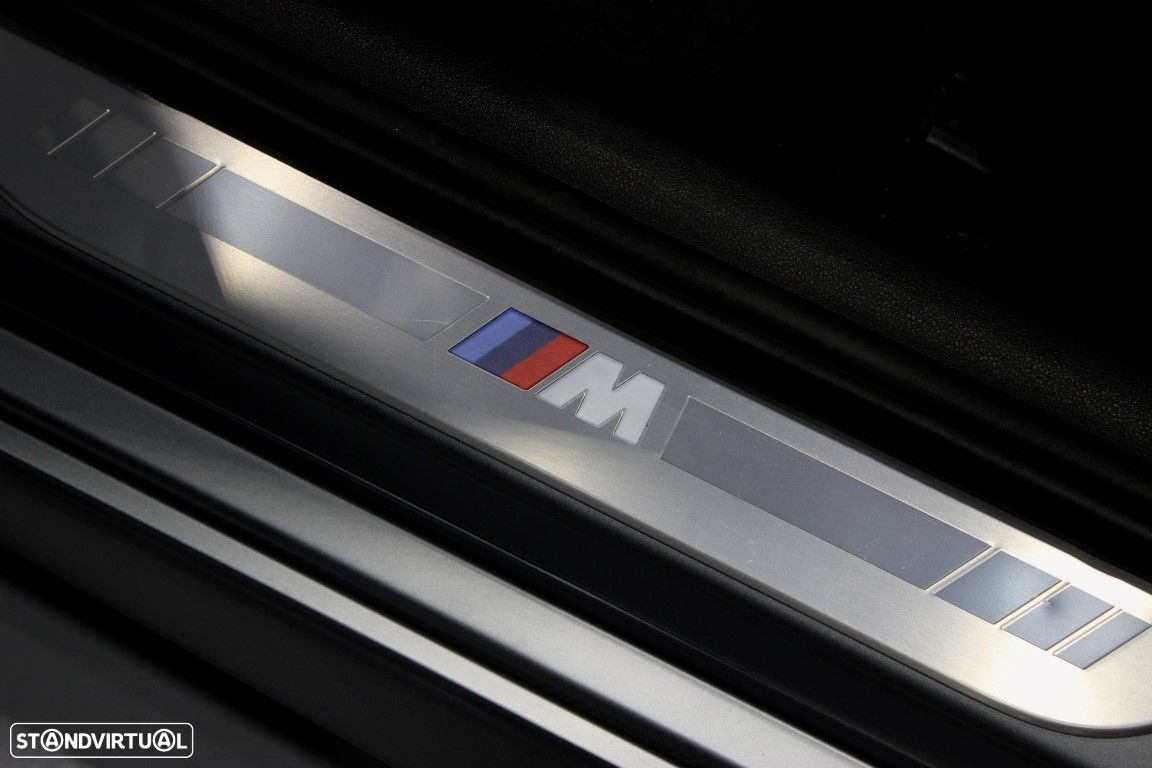BMW 840 Gran Coupé d xDrive Pack M - 16