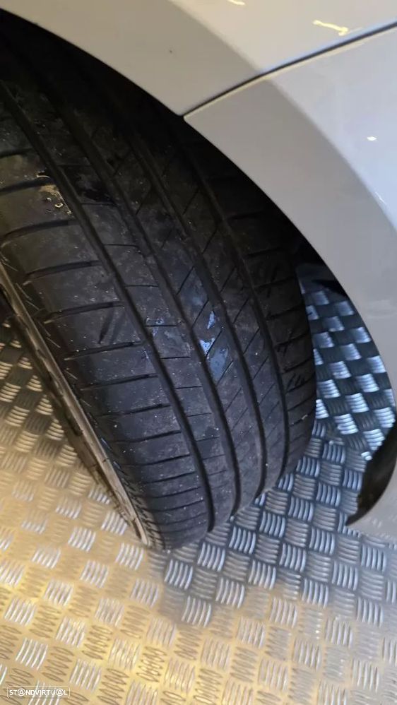 BMW 330 e Touring Corporate Edition Auto - 32