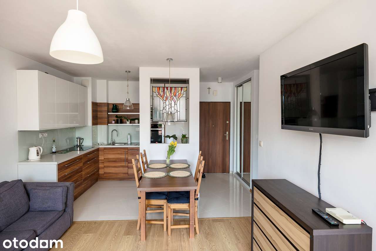 Słoneczny apartament w centrum miasta