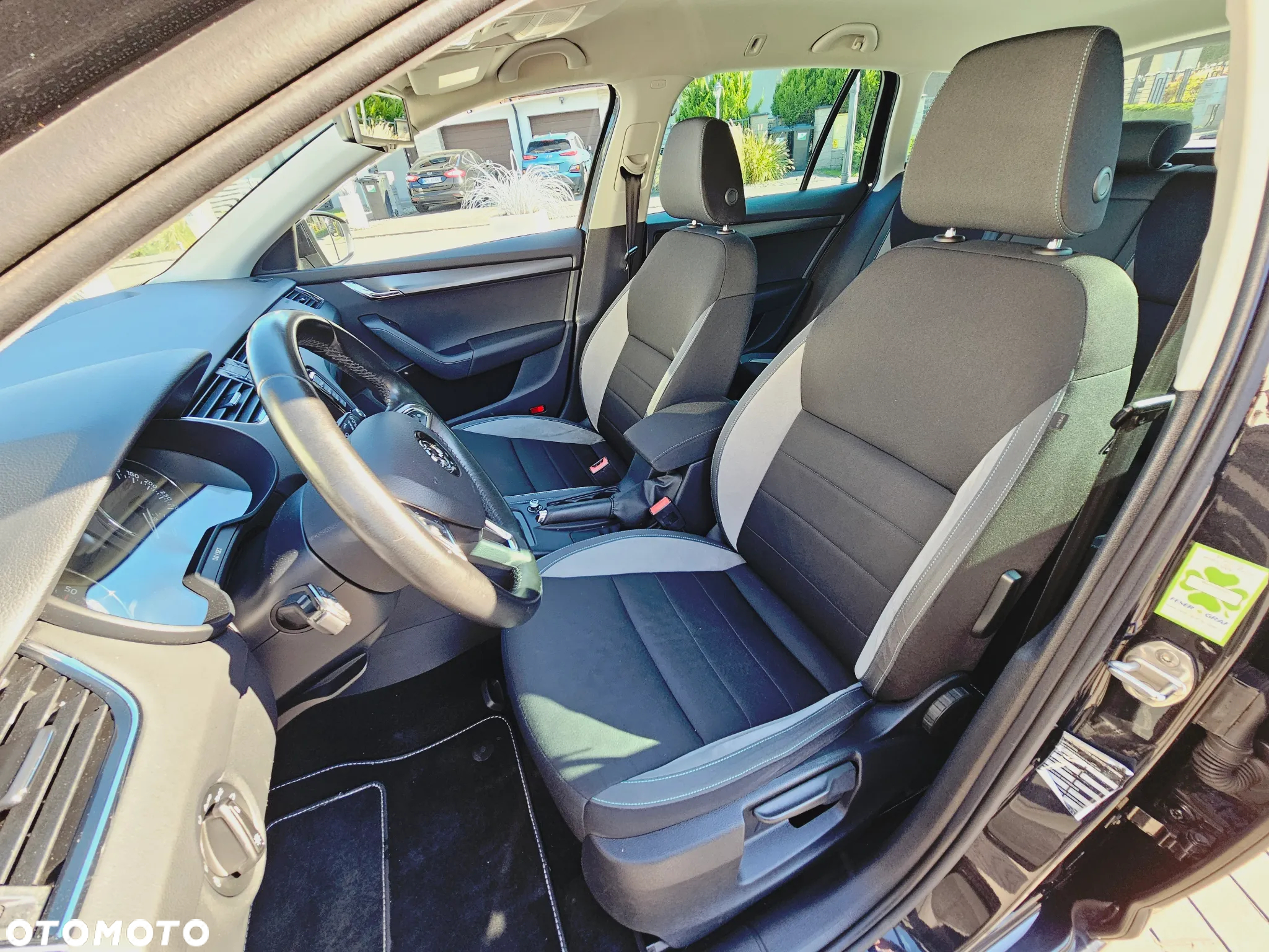 Skoda Octavia Combi 1.6 TDI (Green tec) DSG Joy - 18