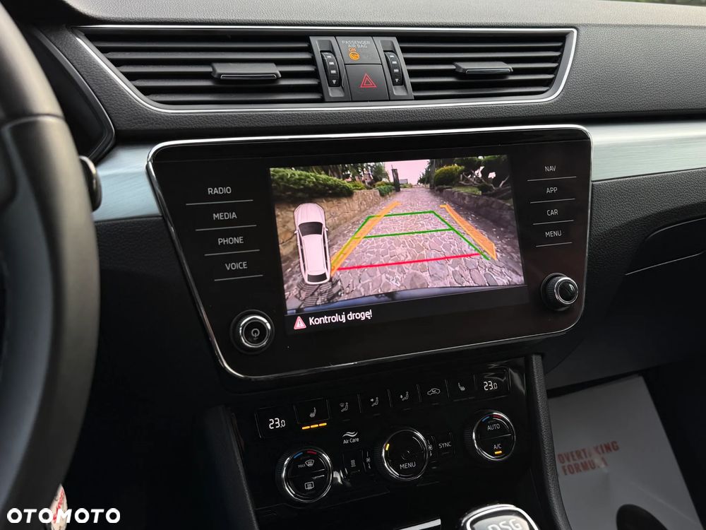 Skoda Superb 2.0 TDI 4x4 DSG Premium Edition - 25
