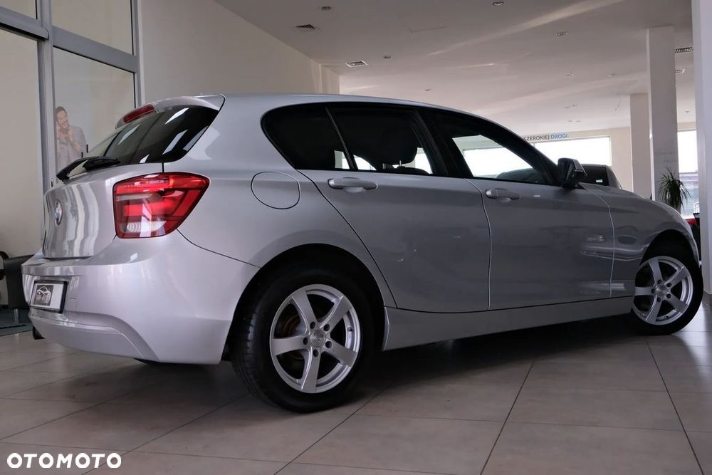 BMW Seria 1 114i - 9