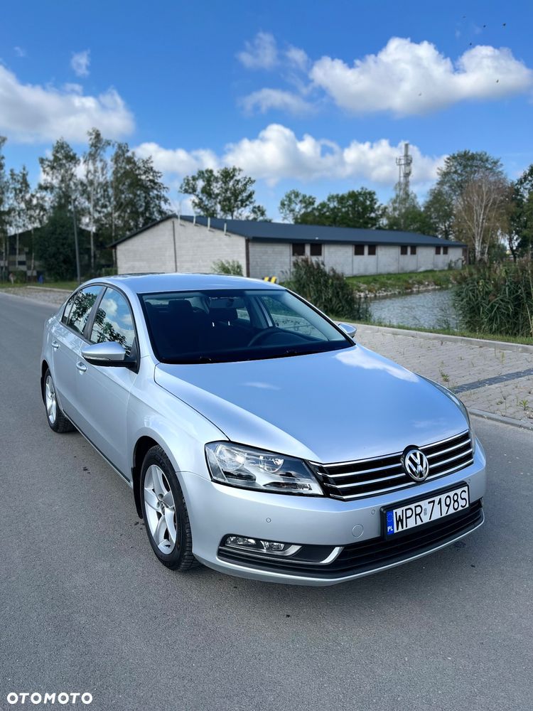 Volkswagen Passat 1.8 TSI Comfortline - 2
