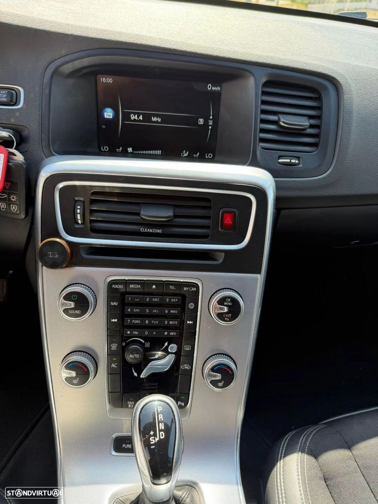 Volvo V60 - 19