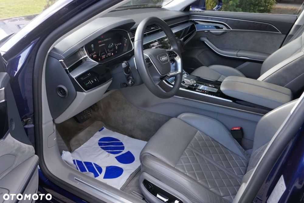 Audi A8 - 9