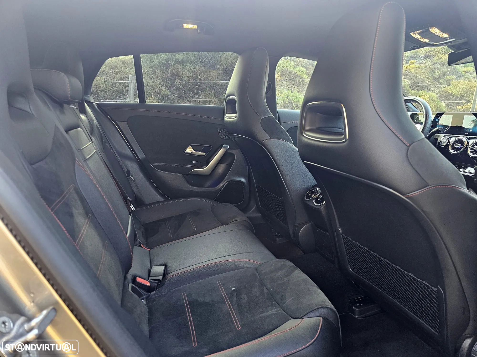 Mercedes-Benz CLA 180 d Shooting Brake 7G-DCT AMG Line - 20