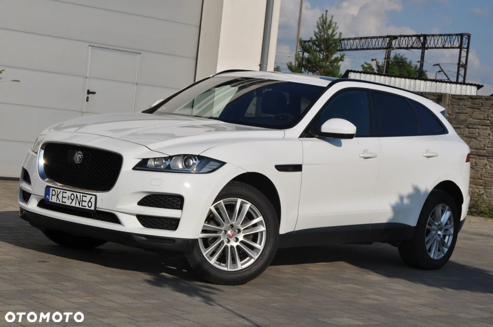 Jaguar F-Pace 2.0 i4P AWD R-Sport - 10