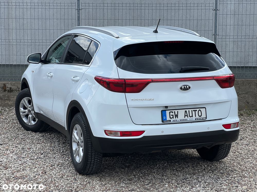 Kia Sportage 1.6 GDI 2WD DREAM-TEAM EDITION - 10
