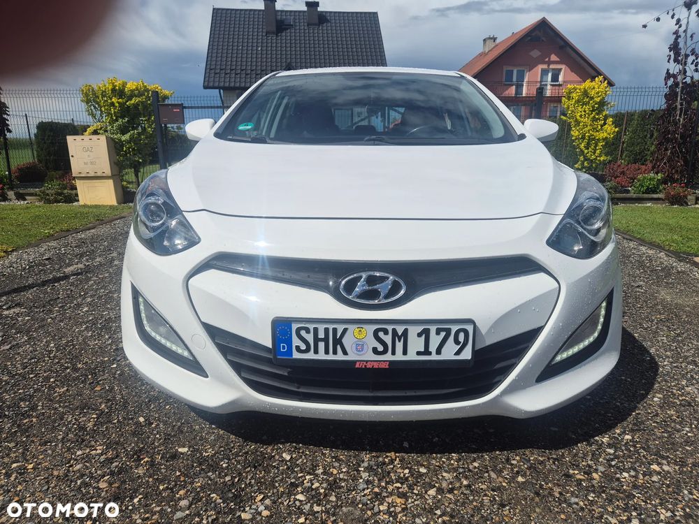 Hyundai i30 1.4 Trend - 4