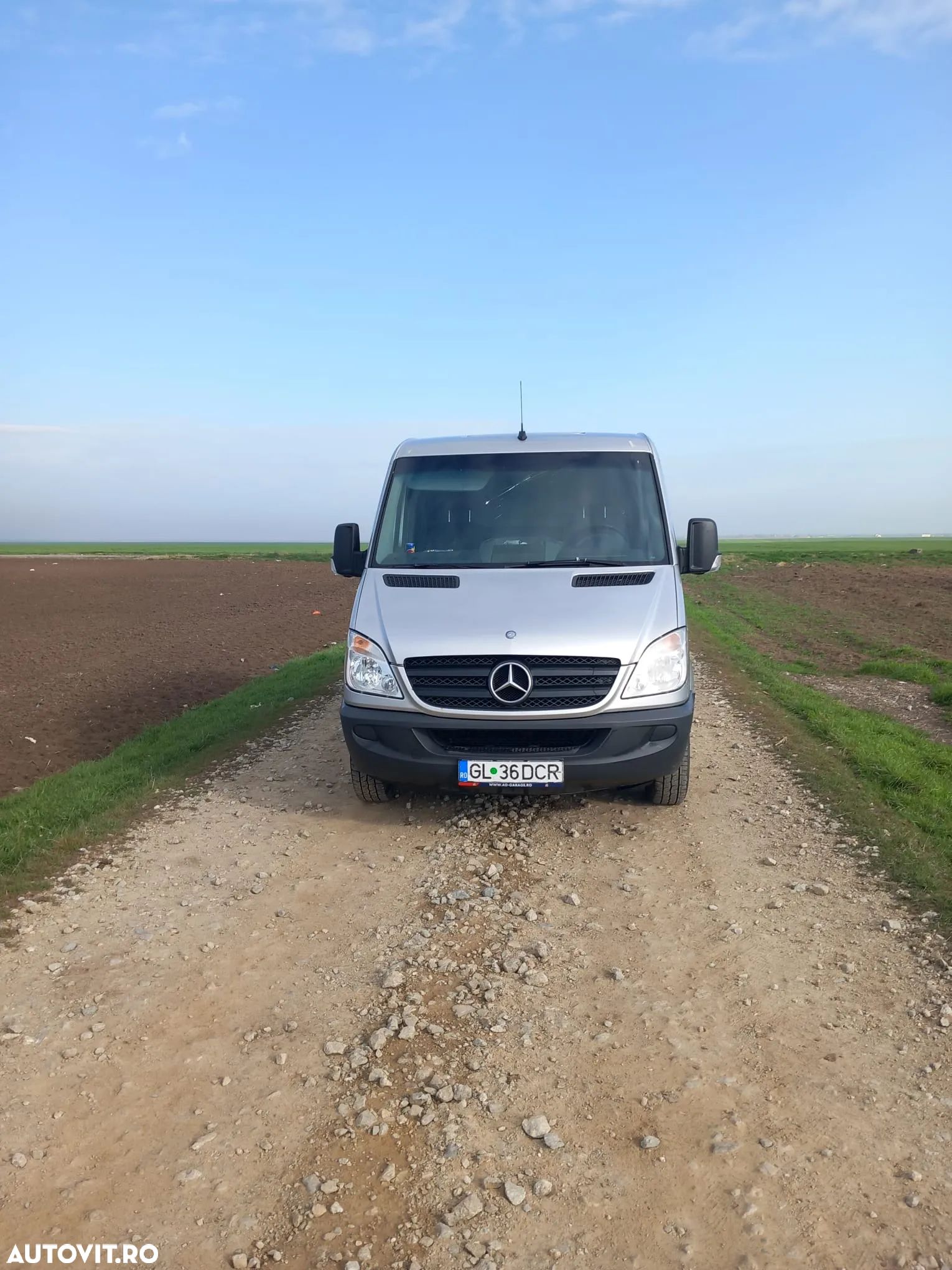 Mercedes-Benz Sprinter - 1