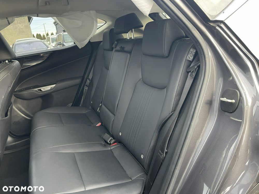 Lexus NX 450h+ E-FOUR Business - 14