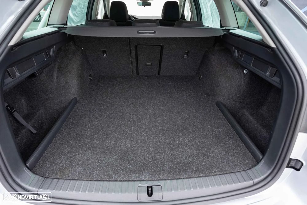 Skoda Octavia 1.4 TSI iV Style DSG - 32