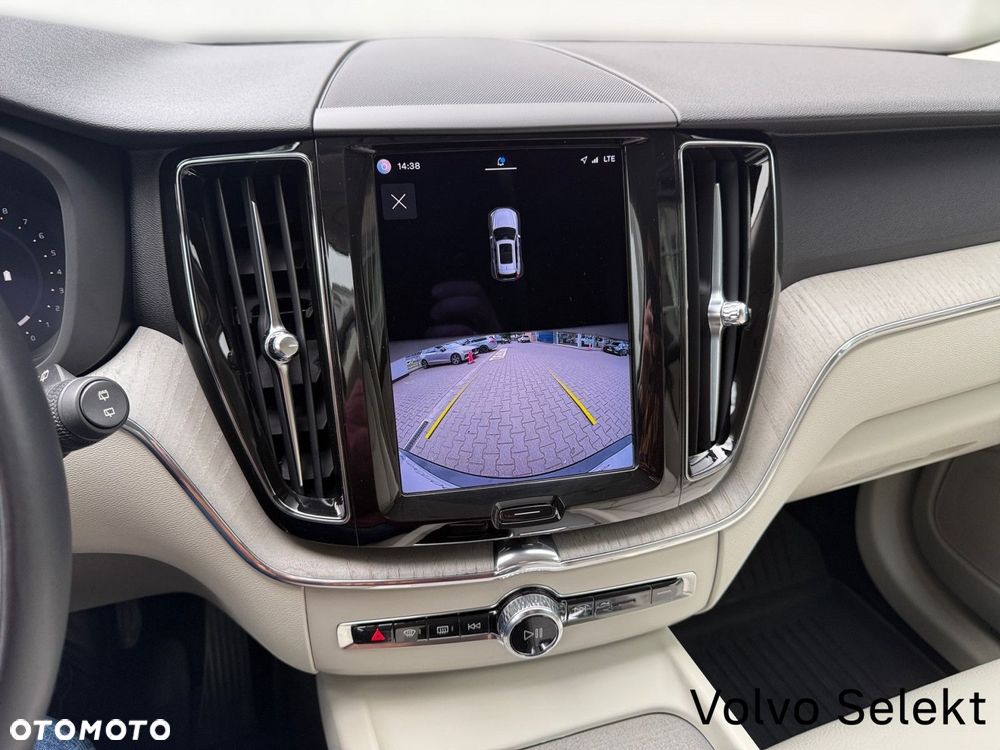 Volvo XC 60 - 25