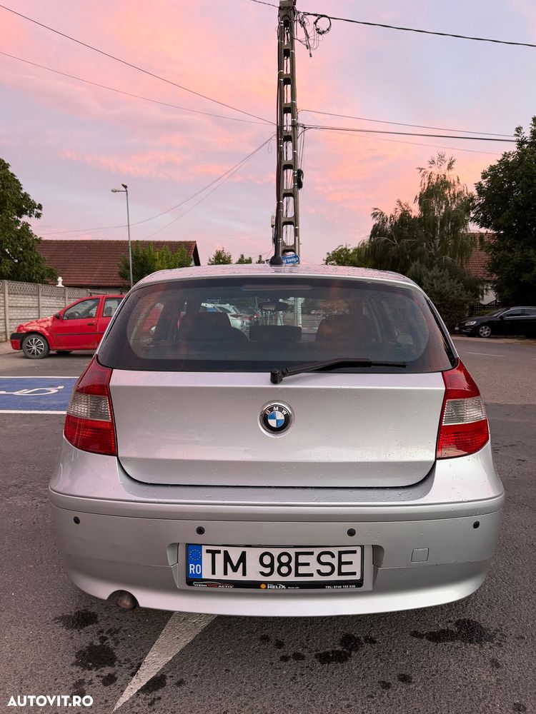 BMW Seria 1 120d - 4