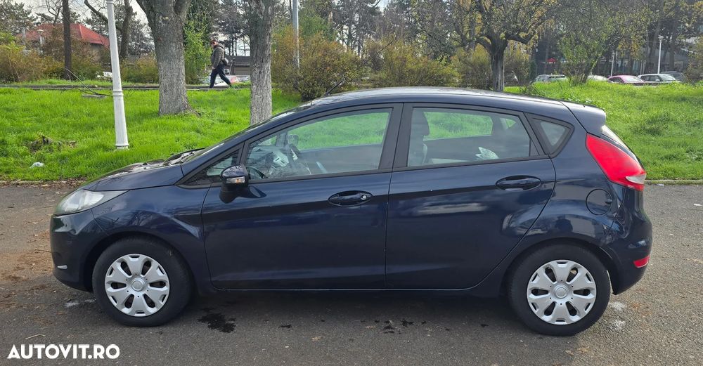 Ford Fiesta 1.4i Titanium - 5