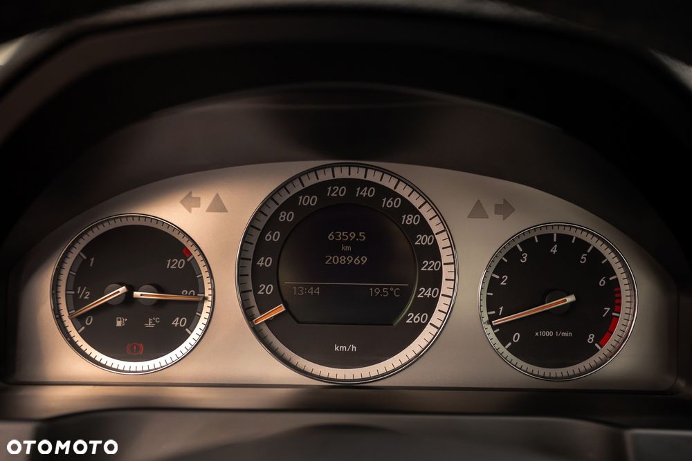 Mercedes-Benz Klasa C 200 Kompressor Avantgarde - 24