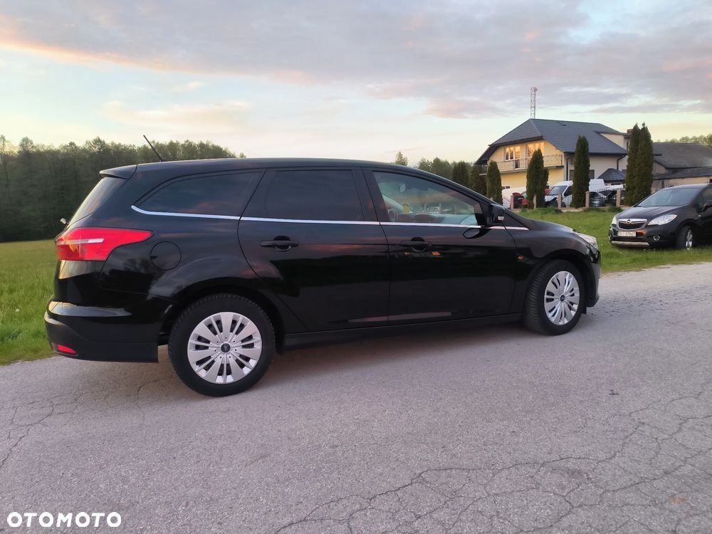 Ford Focus - 23