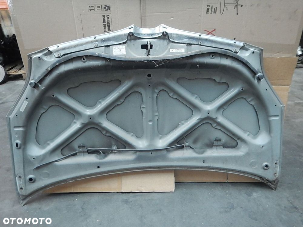 MASKA TOYOTA COROLLA VERSO I - 10