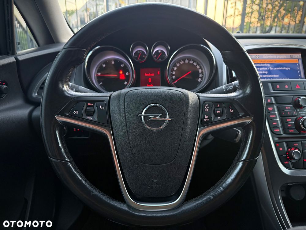 Opel Astra 1.7 CDTI DPF Cosmo - 24