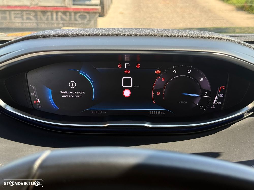 Peugeot 3008 1.5 BlueHDi Allure EAT8 - 41