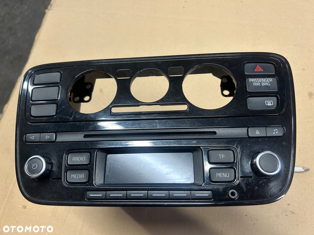 VW UP ORYGINALNE RADIO 1S0035156 - 1
