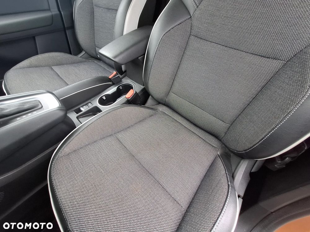 Renault Captur 1.3 TCe mHEV Intens EDC - 11