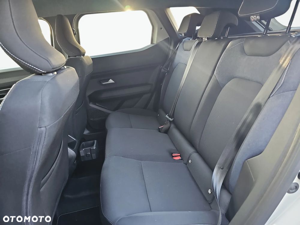 Dacia Duster 1.6 Full Hybrid 140 Journey MMT - 12