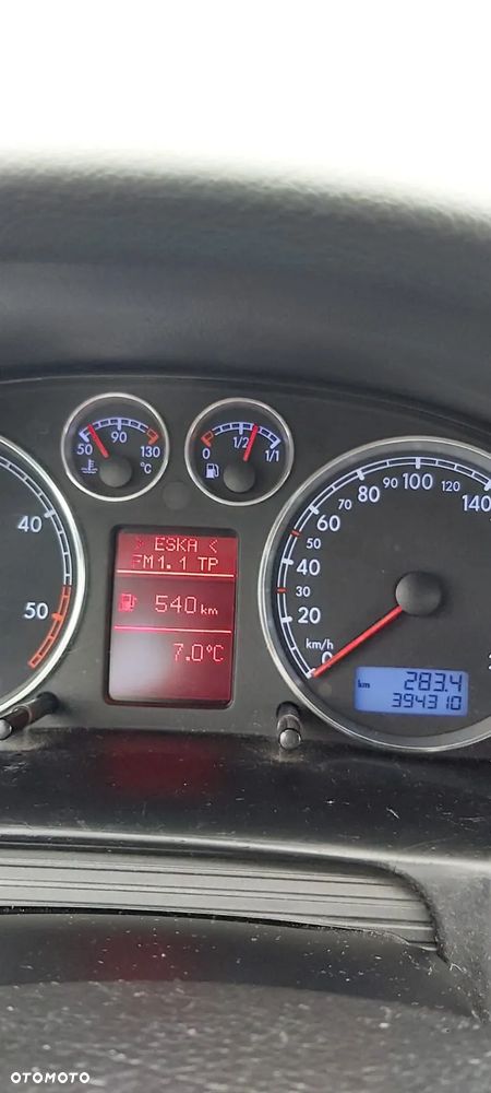 Volkswagen Passat - 10