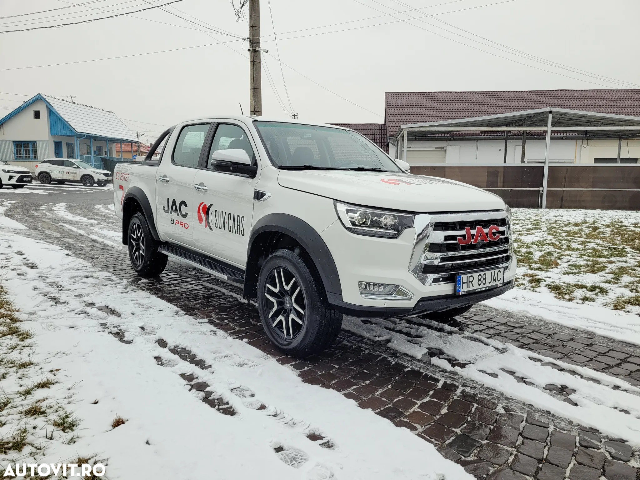 JAC T8 - 3