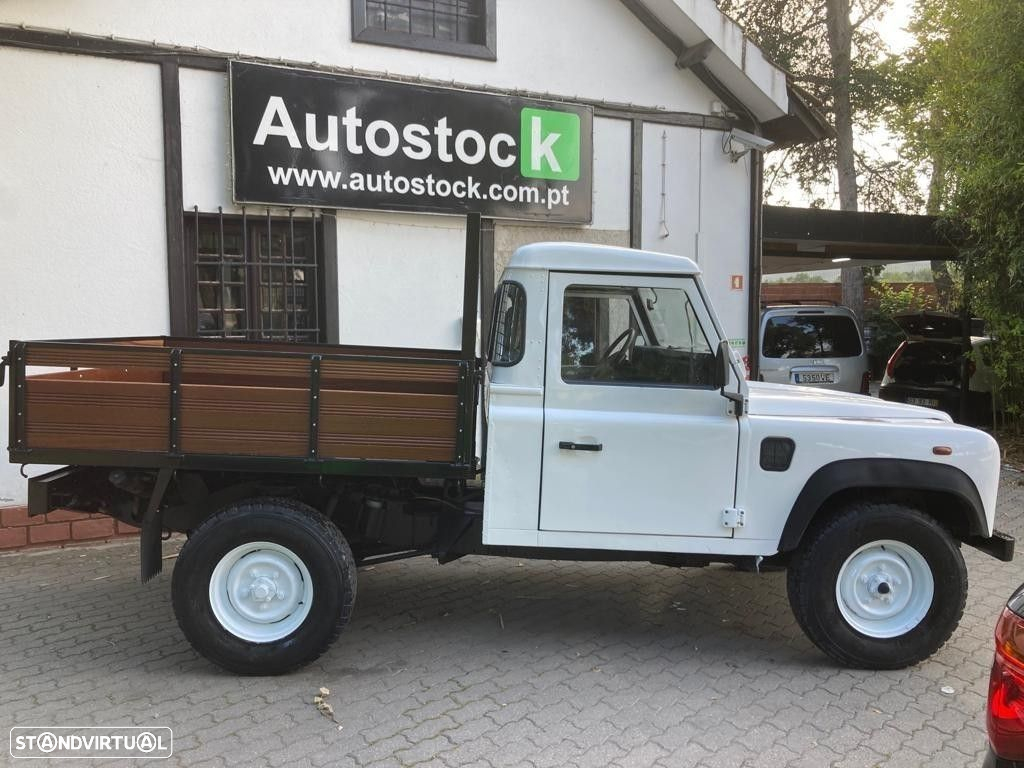 Land Rover Defender - 3