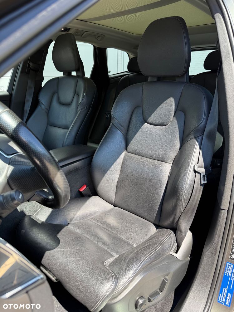 Volvo XC 60 D5 AWD Inscription - 8