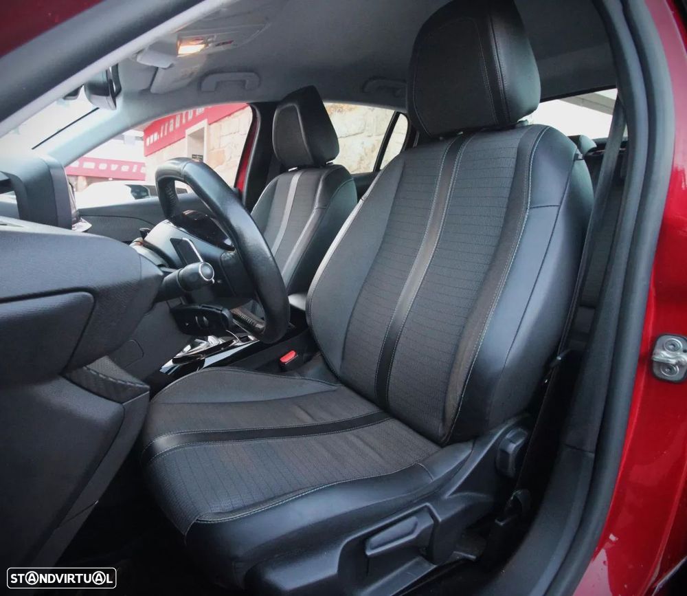 Peugeot 208 1.2 PureTech Allure EAT8 - 10