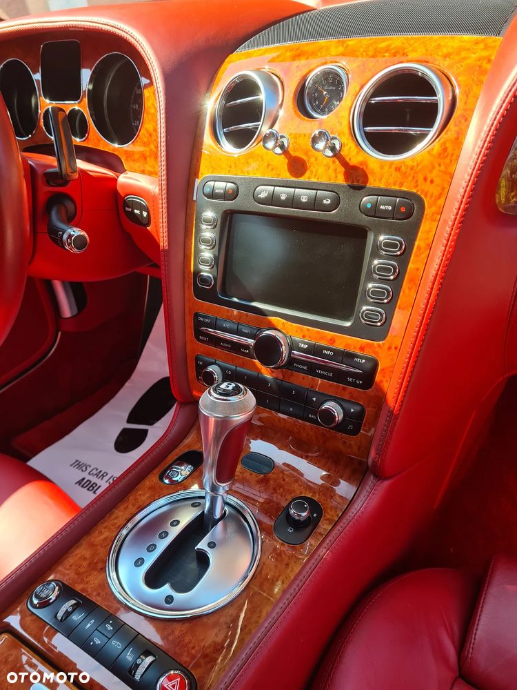 Bentley Continental GT - 16