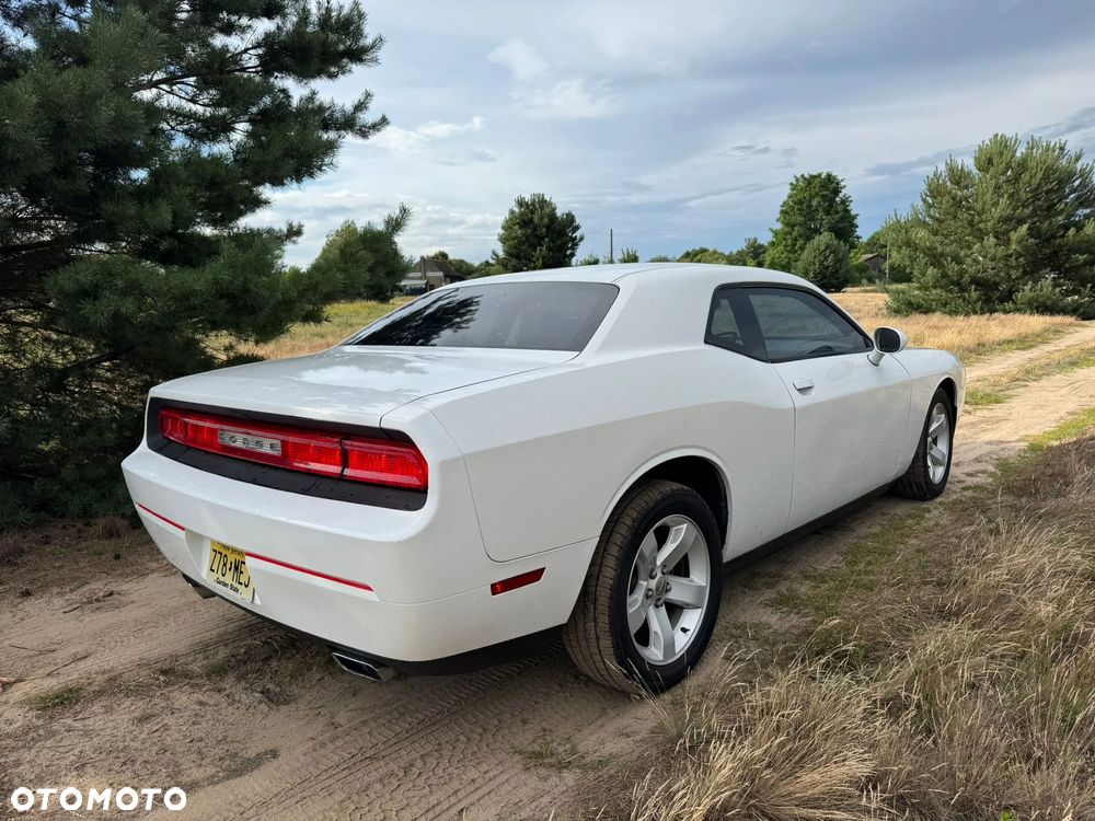 Dodge Challenger Automatik SXT Plus - 4