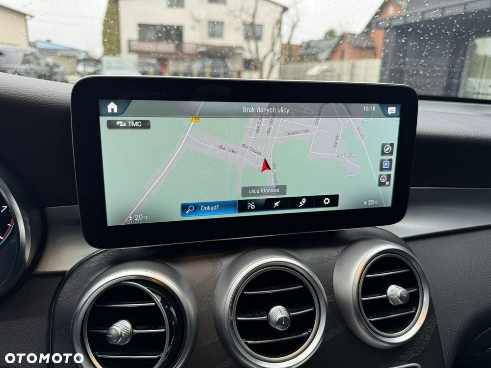 Mercedes-Benz GLC 300 4Matic 9G-TRONIC AMG Line Plus - 26