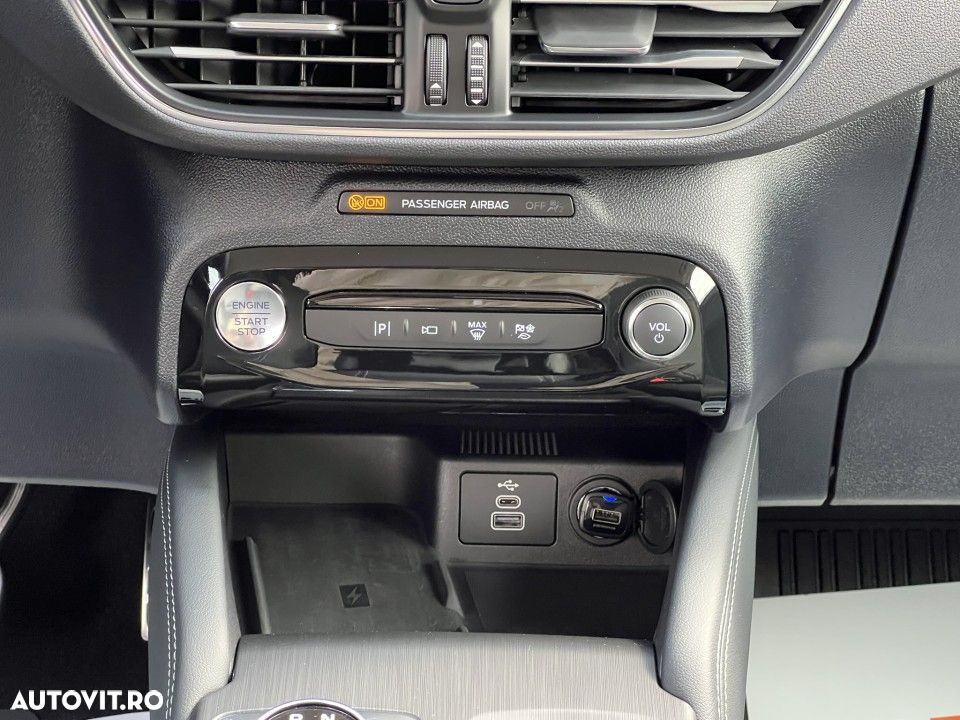 Ford Kuga 2.5 Duratec FWD PHEV Active X - 30