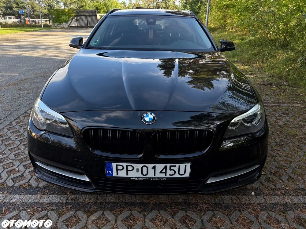 BMW Seria 5 525d xDrive - 7