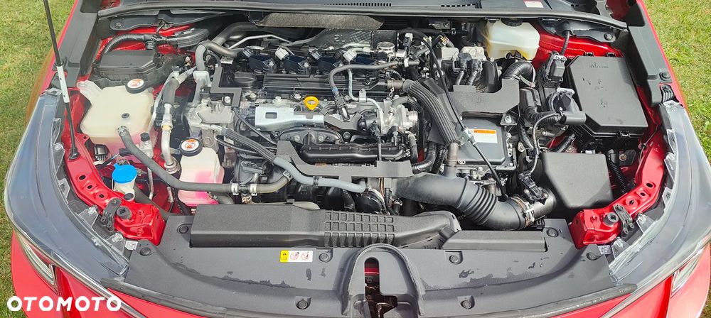 Toyota Corolla 2.0 Hybrid Executive - 16