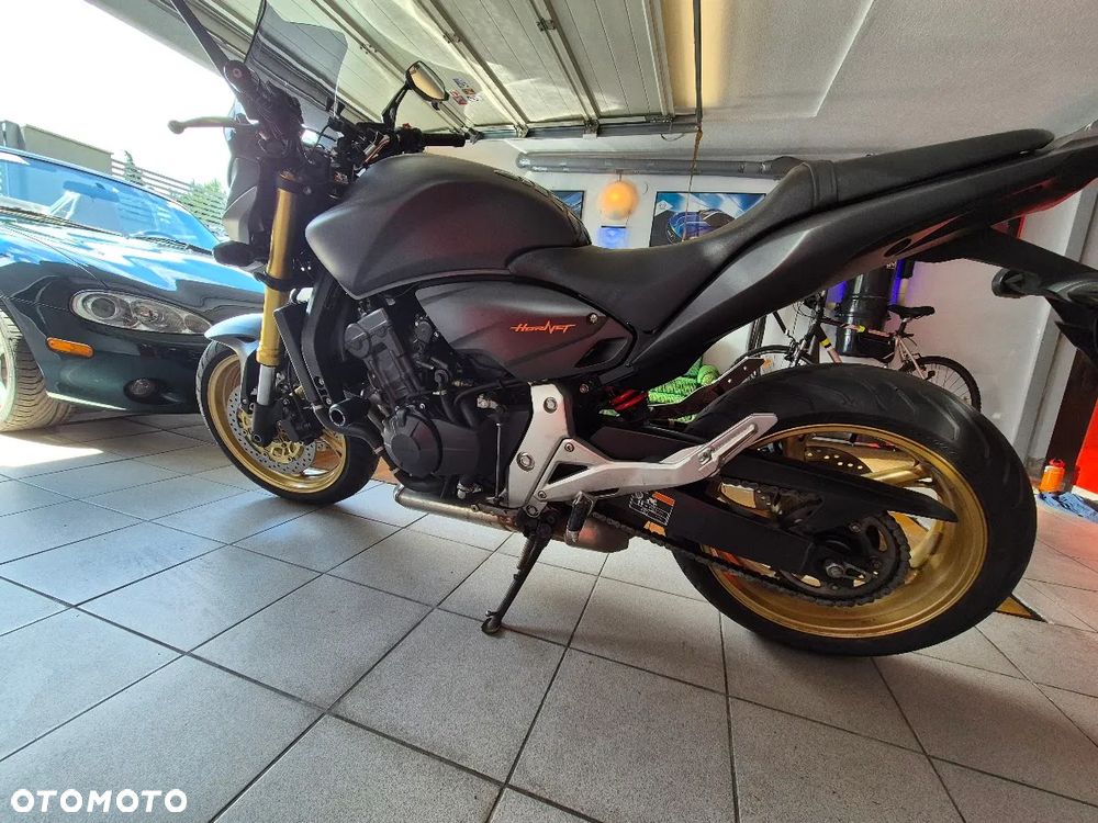 Honda Hornet - 15